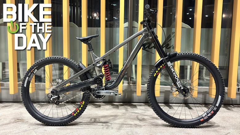 Commencal MAX MAX Atherton Bike - Reviews, Comparisons, Specs